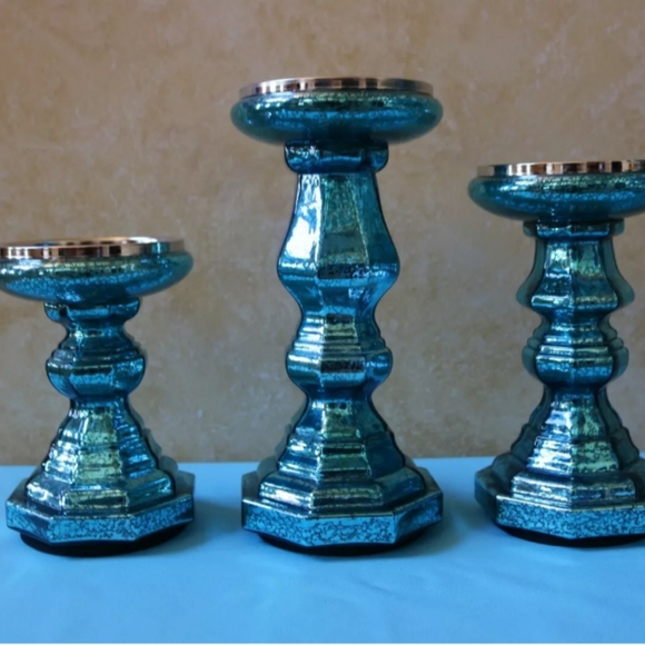 ILLUMINATED MERCURY GLASS CANDLE HOLDER PEDESTALS Valerie Parr Hill QVC ICY BLUE - Picture 4 of 4